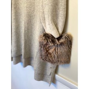 Girl With Curves limited edition Sweater tunic with detachable fur sleeves